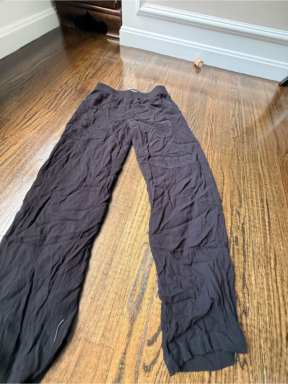 Babaton Black Elastic-Waist Wide Pants